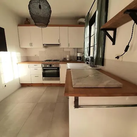 Bungalow Mencey Ii אל מדאנו